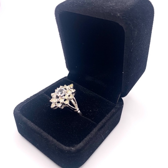 Vintage silver-plated Uncas Art Deco Ring, size 8 - Picture 3 of 10